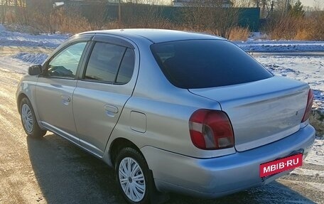 Toyota Platz, 2000 год, 349 000 рублей, 2 фотография