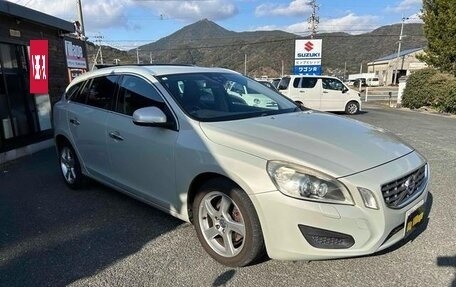 Volvo V60 I, 2013 год, 845 000 рублей, 3 фотография