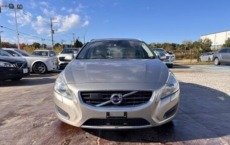 Volvo V60 I, 2013 год, 825 000 рублей, 2 фотография