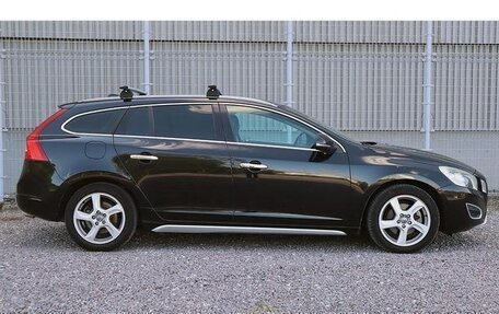 Volvo V60 I, 2013 год, 830 000 рублей, 3 фотография