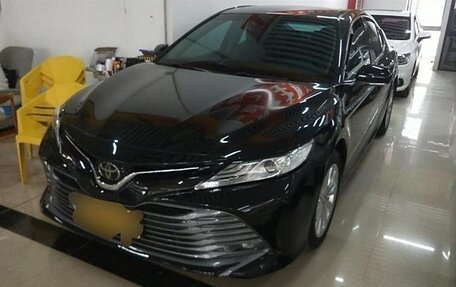 Toyota Camry, 2021 год, 3 240 000 рублей, 3 фотография