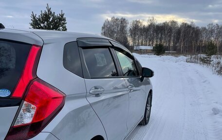 Honda Fit III, 2018 год, 1 400 000 рублей, 8 фотография