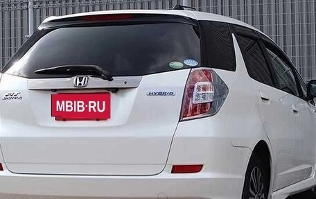 Honda Fit Shuttle I рестайлинг, 2015 год, 950 000 рублей, 3 фотография