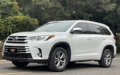 Toyota Highlander III, 2021 год, 3 690 000 рублей, 1 фотография