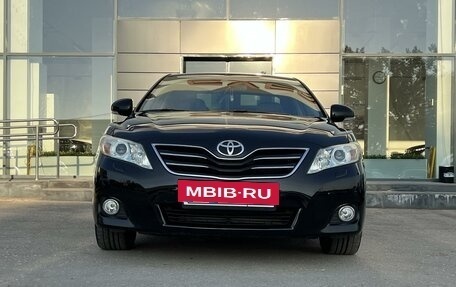 Toyota Camry, 2010 год, 1 650 000 рублей, 2 фотография