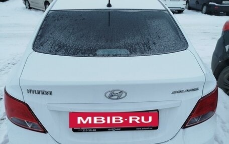 Hyundai Solaris II рестайлинг, 2015 год, 1 000 000 рублей, 3 фотография