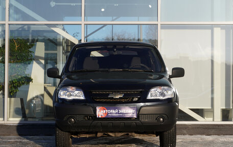 Chevrolet Niva I рестайлинг, 2013 год, 608 000 рублей, 2 фотография