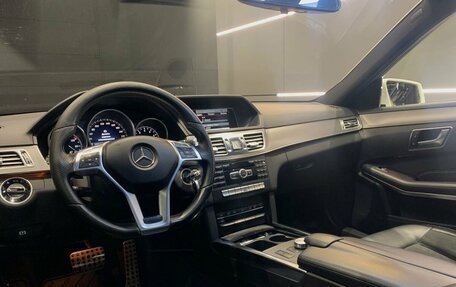 Mercedes-Benz E-Класс, 2013 год, 2 550 000 рублей, 12 фотография