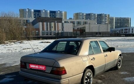 Mercedes-Benz E-Класс, 1993 год, 450 000 рублей, 5 фотография