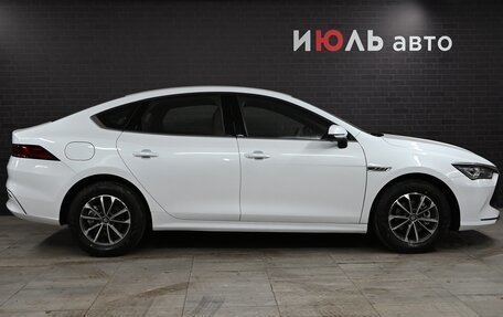 BYD Qin, 2024 год, 2 290 000 рублей, 8 фотография