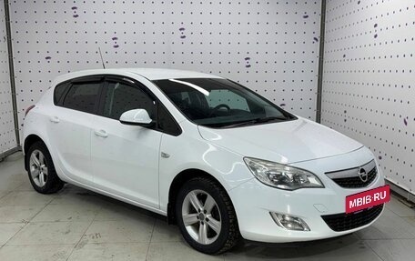 Opel Astra J, 2011 год, 800 000 рублей, 3 фотография