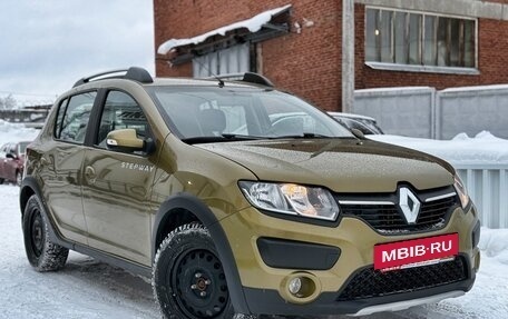 Renault Sandero II рестайлинг, 2015 год, 879 000 рублей, 3 фотография