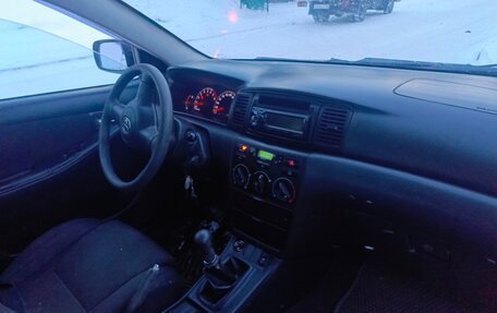 Toyota Corolla, 2005 год, 575 000 рублей, 2 фотография