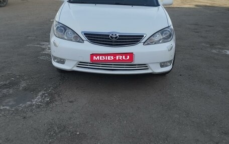 Toyota Camry V40, 2005 год, 870 000 рублей, 2 фотография