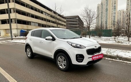 KIA Sportage IV рестайлинг, 2017 год, 2 150 000 рублей, 2 фотография