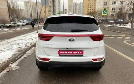 KIA Sportage IV рестайлинг, 2017 год, 2 150 000 рублей, 5 фотография