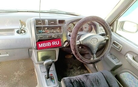 Toyota RAV4, 1995 год, 460 000 рублей, 9 фотография