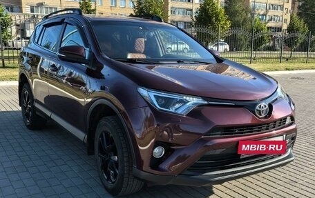 Toyota RAV4, 2015 год, 2 049 000 рублей, 9 фотография