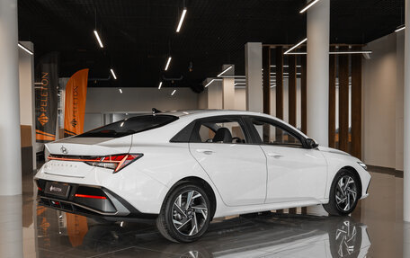 Hyundai Elantra, 2024 год, 2 790 000 рублей, 5 фотография