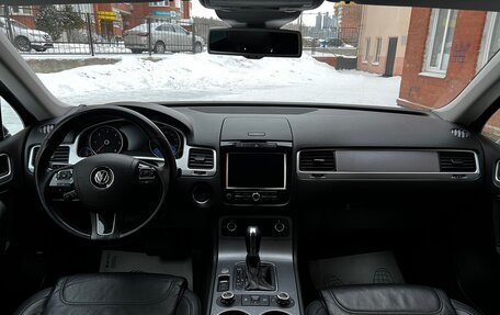 Volkswagen Touareg III, 2013 год, 2 390 000 рублей, 12 фотография