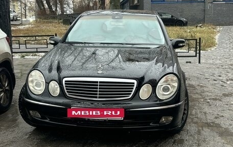 Mercedes-Benz E-Класс, 2003 год, 1 050 000 рублей, 2 фотография