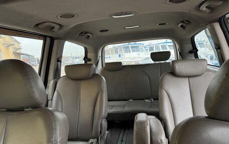 KIA Carnival III, 2009 год, 1 250 000 рублей, 11 фотография