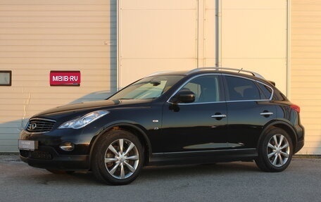 Infiniti QX50 I рестайлинг, 2014 год, 1 790 000 рублей, 1 фотография