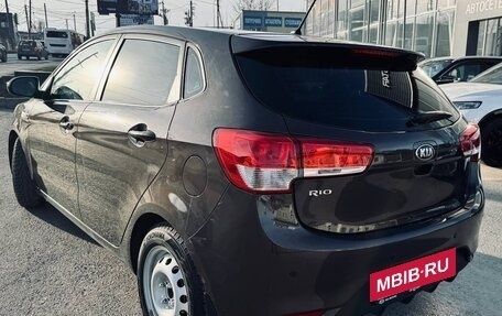 KIA Rio III рестайлинг, 2016 год, 1 230 000 рублей, 4 фотография