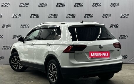 Volkswagen Tiguan II, 2018 год, 2 480 000 рублей, 6 фотография