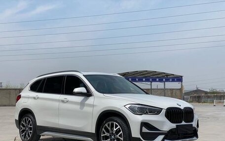 BMW X1, 2020 год, 2 700 000 рублей, 3 фотография