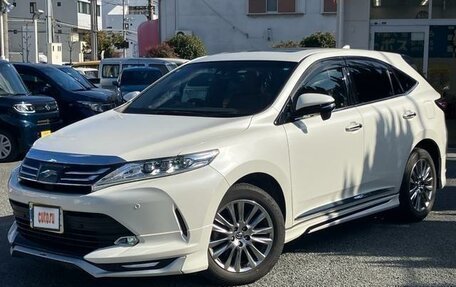 Toyota Harrier, 2019 год, 2 800 000 рублей, 8 фотография