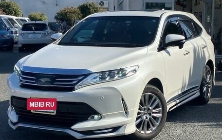 Toyota Harrier, 2019 год, 2 800 000 рублей, 9 фотография