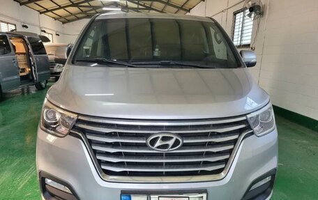 Hyundai Grand Starex Grand Starex I рестайлинг 2, 2020 год, 2 639 000 рублей, 3 фотография