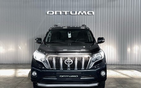 Toyota Land Cruiser Prado 150 рестайлинг 2, 2013 год, 3 297 000 рублей, 2 фотография