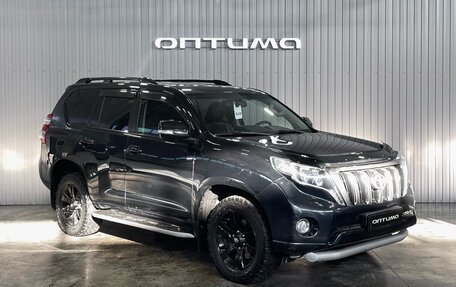 Toyota Land Cruiser Prado 150 рестайлинг 2, 2013 год, 3 297 000 рублей, 3 фотография