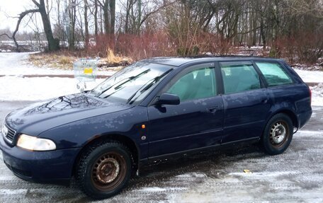 Audi A4, 1997 год, 335 000 рублей, 8 фотография