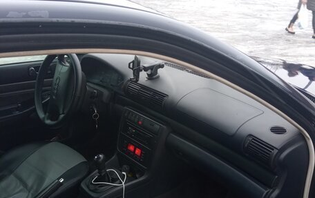 Audi A4, 1997 год, 335 000 рублей, 11 фотография