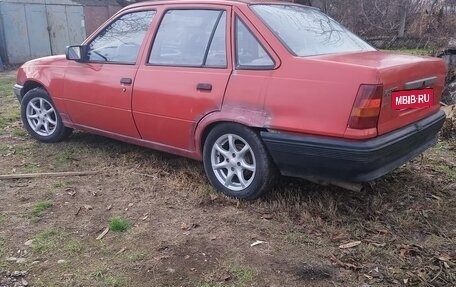 Opel Kadett E рестайлинг, 1986 год, 88 000 рублей, 2 фотография