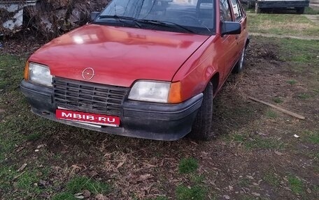 Opel Kadett E рестайлинг, 1986 год, 88 000 рублей, 8 фотография