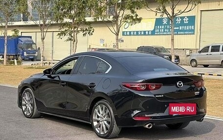 Mazda 3, 2022 год, 2 050 969 рублей, 2 фотография