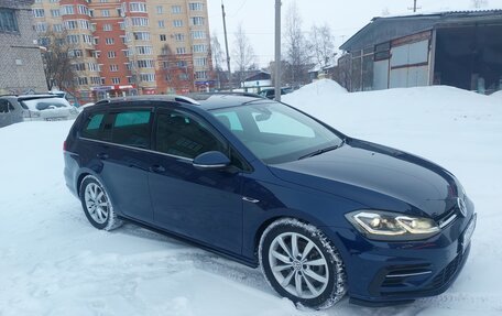 Volkswagen Golf VII, 2018 год, 1 830 000 рублей, 3 фотография