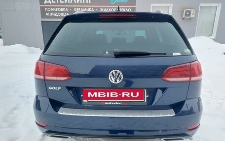 Volkswagen Golf VII, 2018 год, 1 830 000 рублей, 6 фотография