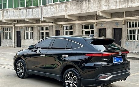 Toyota Harrier, 2021 год, 2 850 000 рублей, 4 фотография