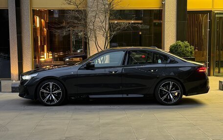 BMW 5 серия, 2023 год, 9 200 000 рублей, 3 фотография