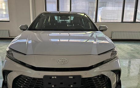 Toyota Camry, 2024 год, 5 270 000 рублей, 2 фотография