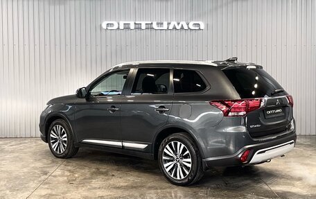 Mitsubishi Outlander III рестайлинг 3, 2020 год, 2 697 000 рублей, 7 фотография