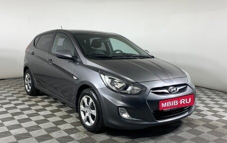 Hyundai Solaris II рестайлинг, 2011 год, 790 000 рублей, 3 фотография