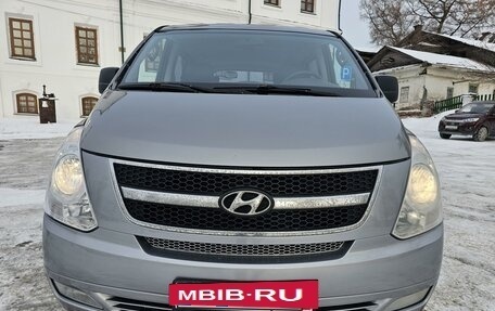 Hyundai Grand Starex Grand Starex I рестайлинг 2, 2011 год, 1 200 000 рублей, 8 фотография