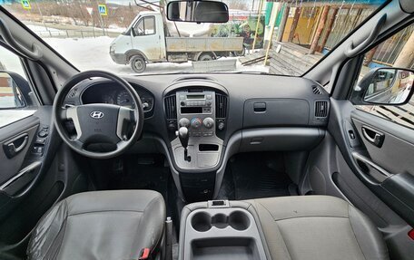 Hyundai Grand Starex Grand Starex I рестайлинг 2, 2011 год, 1 200 000 рублей, 13 фотография