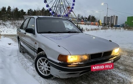 Mitsubishi Galant V, 1989 год, 115 000 рублей, 2 фотография